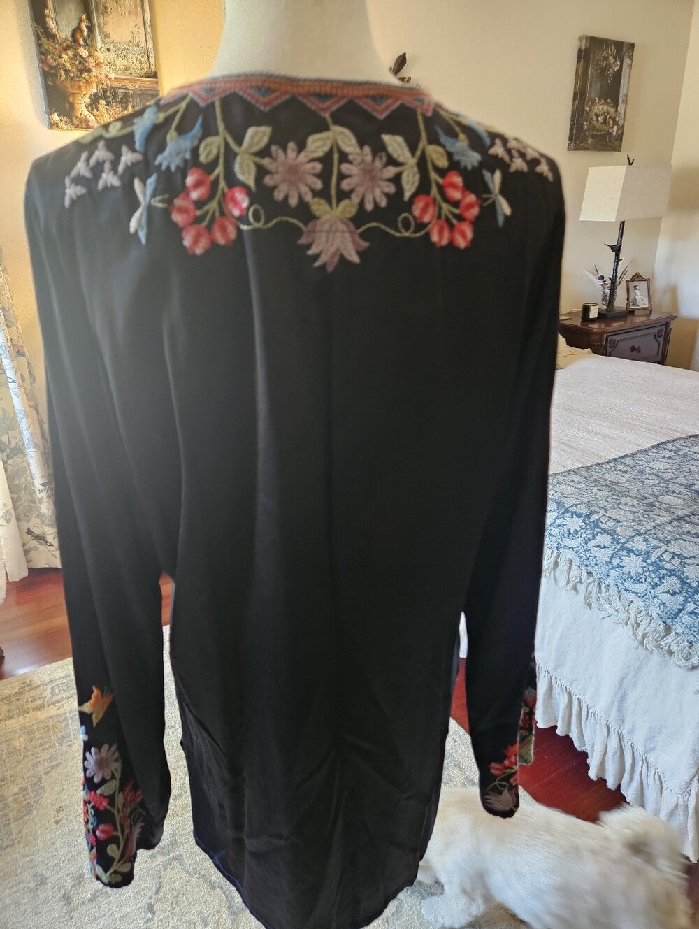 Johnny Was BIYA Tunic - Picture 4 of 4